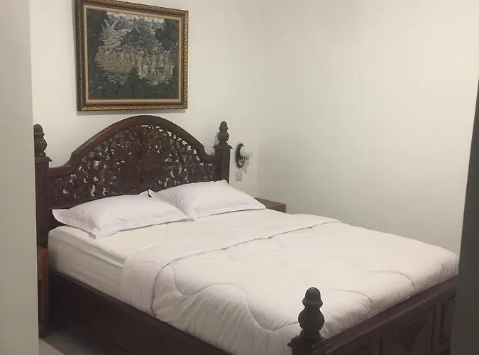 Anggrek Mas Hostal